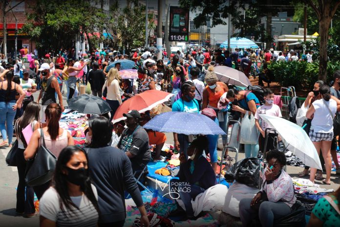 A inflação do país teve alta de 0,39% em novembro, caindo 0,17 ponto percentual (p.p.) em relação ao mês anterior (0,56%). O resultado foi influenciado pelas altas no grupo Alimentação e bebidas (1,55%), após aumento nos preços das carnes (8,02%), no grupo Transportes (0,89%), impulsionado pelo aumento da passagem aérea (22,65%), e no grupo Despesas pessoais (1,43%), influenciado pelo aumento do cigarro (14,91%).