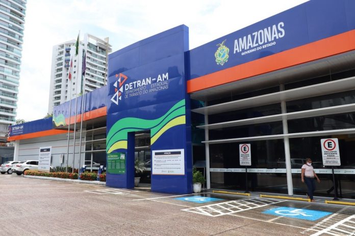 photo5103116322920835426