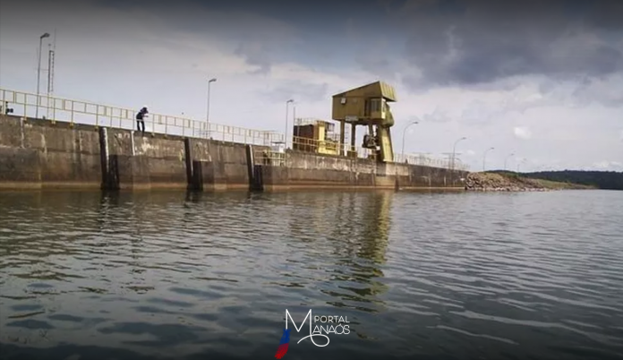 capa-hidrelétrica-balbina