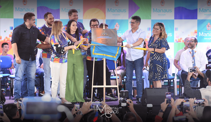 capa-prefeito-de-manaus-reinauguracao-escola-municipal