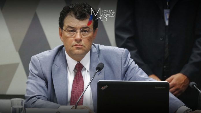 94AAC053-F7B6-4D6B-8139-225127279350