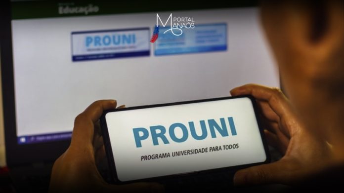 capa prouni O Programa Universidade para Todos (Prouni) abre inscrições para mais de 243 mil oportunidades de bolsas no segundo semestre de 2024, a partir da próxima terça-feira (23). Os interessados poderão se inscrever pelo Portal Único de Acesso ao Ensino Superior. O prazo vai até 26 de julho.
