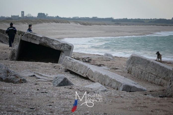 capa narcoturismo Narcoturismo - Sacos com entorpecentes são encontrados no litoral da França