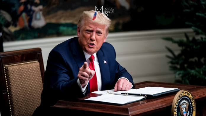 Donald Donald Trump é o primeiro ex-presidente dos EUA a ir ao tribunal por acusações criminais