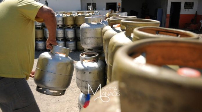 capa botija Petrobras reduz preços do botijão de gás, diesel e da gasolina