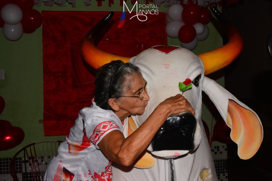 Garantido mantém tradição de celebrar Santo Antônio e homenagear os namorados hoje, (12/6)