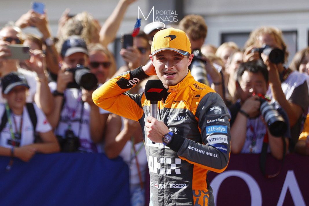No pódio da Hungria, Lando Norris estoura champanhe e quebra troféu de Verstappen