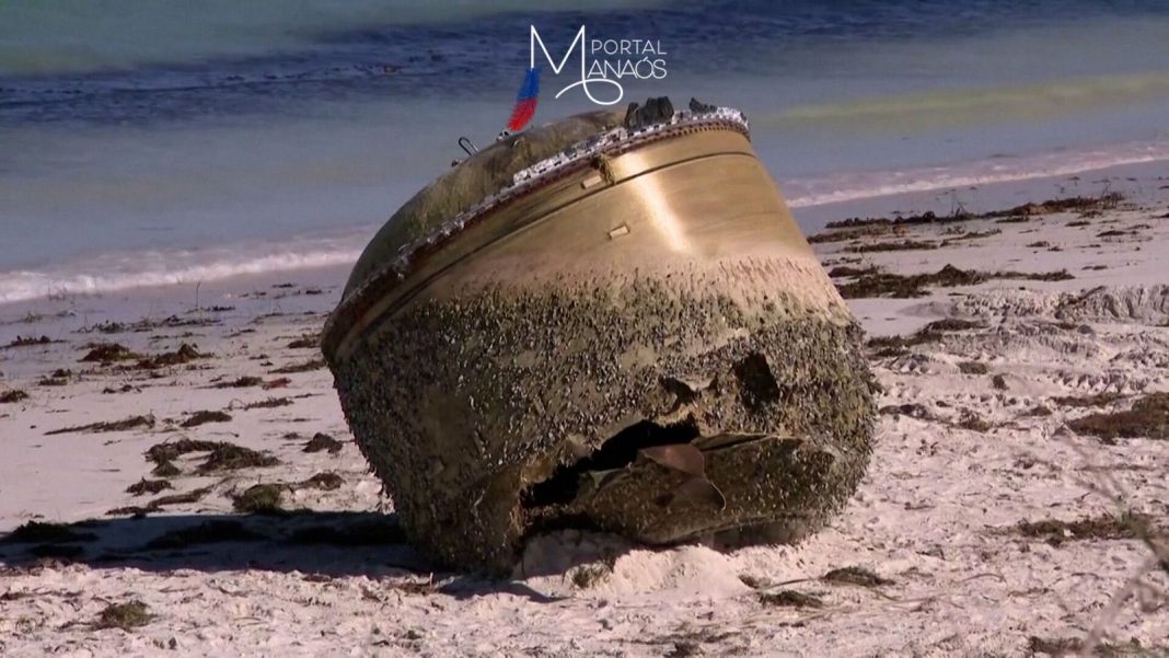 Polícia encontra objeto cilíndrico misterioso em praia da Austrália