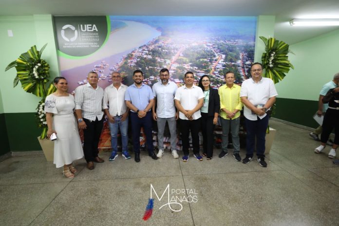 capa manaos UEA no interior: governo do Amazonas inaugura Núcleo de Ensino Superior de Tapauá
