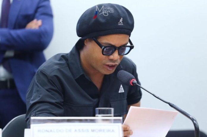 ronaldinho manaos Ex-jogador Ronaldinho Gaúcho nega relação com empresa envolvida na CPI durante depoiment