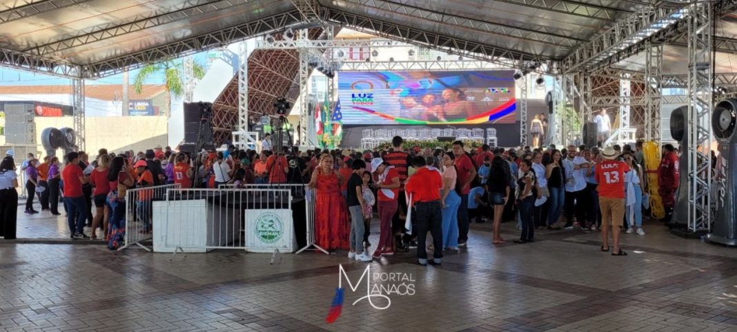 População parintinense já aguarda chegada de Lula à Praça Digital
