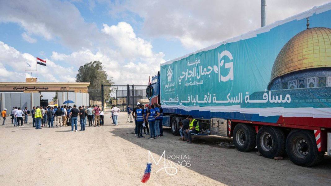 Após entrada de ajuda humanitária, passagem para Gaza é fechada