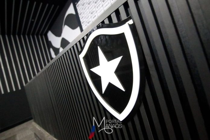 botafofo Botafogo tem van assaltada e funcionários rendidos no RJ