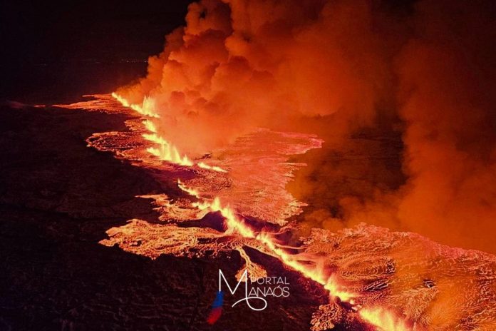 vulcão Vulcão entra em erupção na Islândia, após semanas de tremores