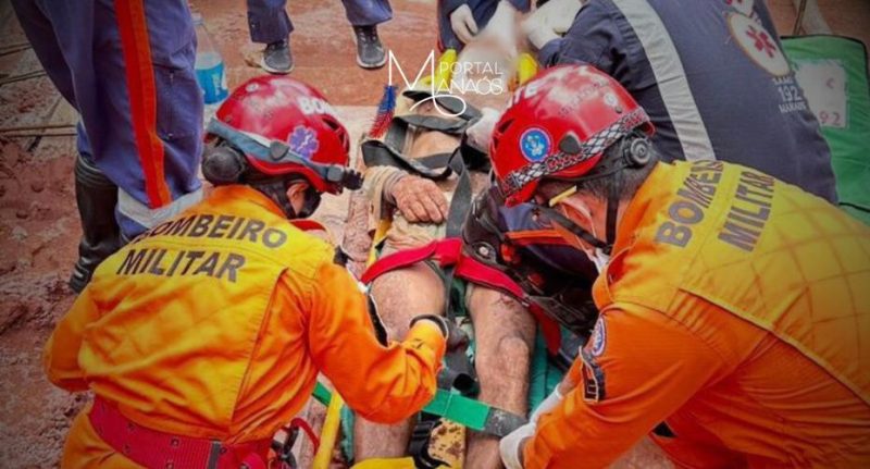 Corpo de Bombeiros, resgate, soterrado