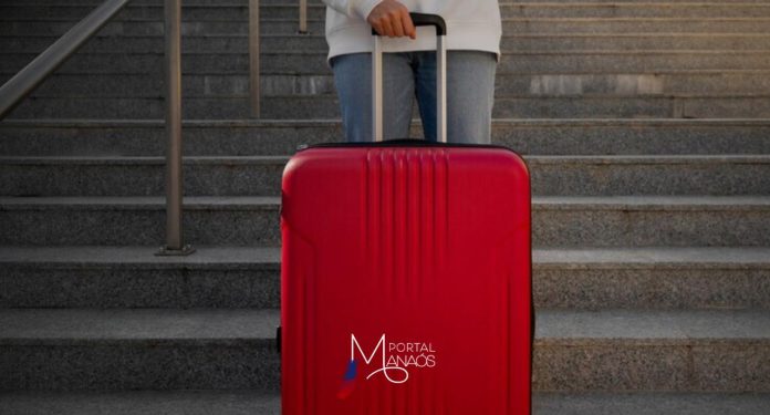 A isenção de visto para cidadãos da Austrália, Canadá e Estados Unidos que desejam visitar o Brasil foi prorrogada para 10 de abril de 2025. O Decreto Nº 11.982 foi publicado nesta terça-feira (09) em edição extra do Diário Oficial da União.