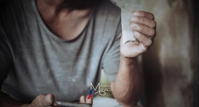 A Comissão de Saúde da Câmara dos Deputados aprovou proposta que inclui, no Sistema Nacional de Políticas Públicas sobre Drogas (Sisnad), a garantia de tratamento dos usuários e dependentes químicos privados de liberdade.