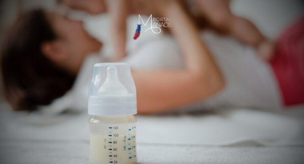 Em 2023, o Ministério da Saúde registrou a doação de 253 mil litros de leite humano a partir da ação de 198 mil mulheres. Com isso, 225.762 recém-nascidos foram diretamente beneficiados. O número é 8% maior do que o registrado em 2022 e representa 55% da real necessidade por leite humano no Brasil. Com o objetivo de ampliar ainda mais esse quantitativo, a pasta lançou, nesta segunda-feira (6), a campanha ‘Doe leite materno: vida em cada gota recebida’. A meta para 2024 é ampliar mais 5% a oferta de leite materno a recém-nascidos internados nas unidades neonatais do país. 