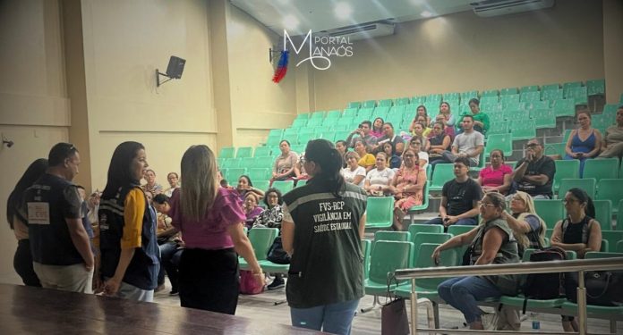 Para fortalecer o fluxo de atendimento em serviços de saúde em Parintins (a 369 quilômetros de Manaus), profissionais da Fundação de Vigilância em Saúde do Amazonas - Dra. Rosemary Costa Pinto (FVS-RCP), da Secretaria de Estado de Saúde do Amazonas (SES-AM), seguem, até quarta-feira (15), na ilha tupinambarana, com oficina de preparação de evento de massa para o 57º Festival de Parintins.