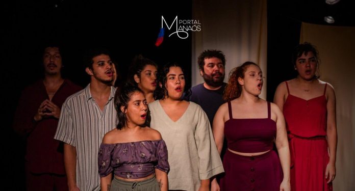 No domingo (19), às 19h, o Ateliê 23 apresenta a nova temporada do espetáculo “Helena”, no Teatro da Instalação (Rua Frei José dos Inocentes, no Centro). Os ingressos estão disponíveis por R$ 50 (inteira) e R$ 25 (meia-entrada) no site atelie23.com e no Instagram (@atelie23). A classificação é de 16 anos.