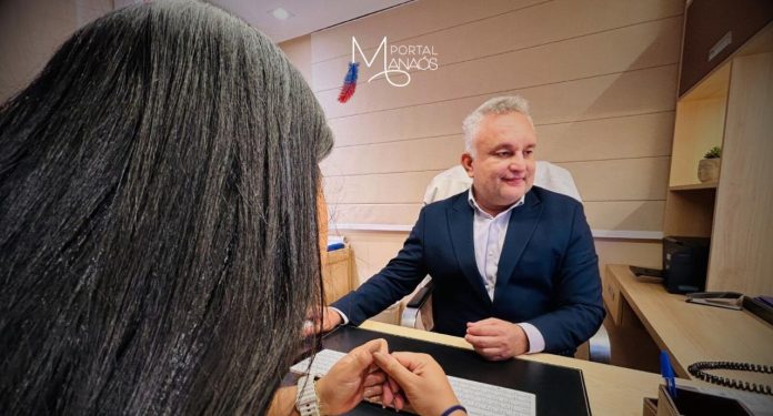 Incluir o urologista no pré-natal pode ajudar a garantir a saúde integral de mãe e do bebê, pois, auxilia na detecção e no tratamento de sintomas urinários que acabam surgindo durante a gravidez. Entre as alterações mais comuns, está a infecção urinária, ocasionadas por mudanças metabólicas, e que podem induzir ao parto prematuro, se negligenciadas. O alerta é do presidente da seccional amazonense da Sociedade Brasileira de Urologia (SBU), cirurgião uro-oncologista Giuseppe Figliuolo.