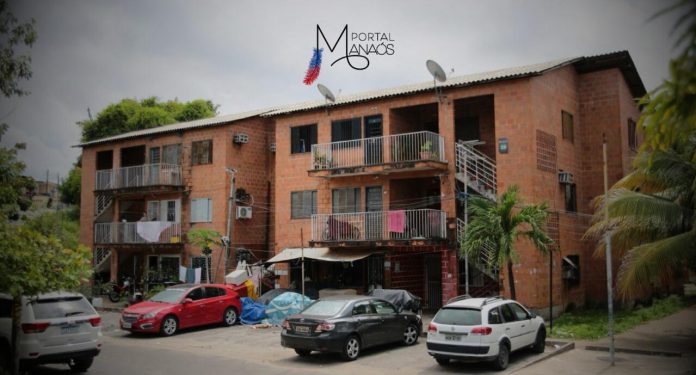 O Governo do Amazonas, por meio da Superintendência Estadual de Habitação (Suhab) e da Unidade Gestora de Projetos Especiais (UGPE), está realizando o atendimento para atualização cadastral das famílias do Parque Residencial Gilberto Mestrinho, que estão em processo de regularização fundiária de seus imóveis. O objetivo da ação é entregar o título definitivo das habitações às 372 famílias do residencial pertencente ao antigo Prosamim, hoje Programa Social e Ambiental de Manaus e Interior (Prosamin+).