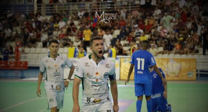 A Cidade Sul-Americana do Desporto registrou recorde de público em jogo acirrado do Estrela do Norte/Manaus Futsal, na noite de sexta-feira, (31), na arena poliesportiva Amadeu Teixeira, zona Centro-Sul. A equipe apoiada pela Prefeitura de Manaus, por meio da Fundação Manaus Esporte (FME), empatou com o Cruzeiro por 4 a 4 em duelo eletrizante válido pela 3ª rodada do Campeonato Brasileiro de Futsal.
