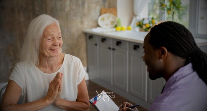 Reajuste de piso salarial e financiamento de atividades no SUAS é defendido por Assistentes Sociais