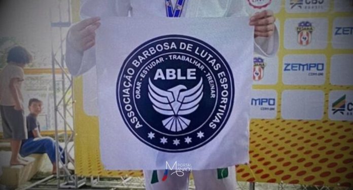 12 atletas juvenis da Associação Barbosa de Lutas Esportivas (ABLE) entraram no Ginásio José Nasser, no Sesi Clube, Zona Leste de Manaus no último sábado (15), pela última etapa da Copa Amazônia, seletiva que classifica para as finais do Campeonato Brasileiro de Judô, da CBJ.