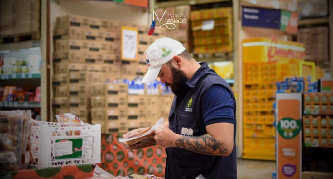 Ir ao supermercado é uma atividade cotidiana essencial, mas é fundamental que os consumidores estejam sempre atentos aos seus direitos e aos possíveis abusos que possam ocorrer. Para isso, o Instituto de Defesa do Consumidor do Amazonas (Procon-AM) emitiu orientações importantes, visando garantir uma experiência de compra segura e consciente à população.