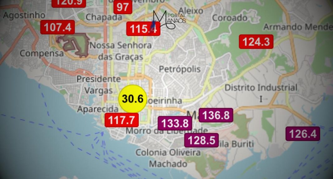 Cidade de Manaus amanhece encoberta de fumaça e qualidade do ar fica insalubre, nesta terça-feira (27). Os marcadores da The Wheather Channel marcam a média de 172 no nível de poluentes PM2.5 (Partículas inferiores a 2,5 microns), nesse estágio, todos os grupos podem sentir os efeitos da fumaça.