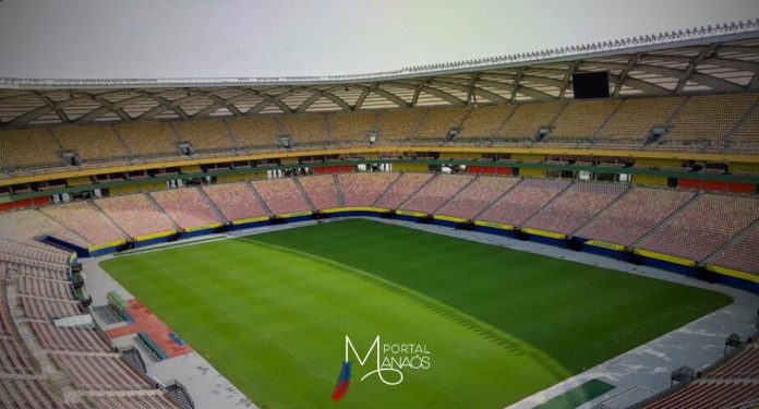 O secretário Nacional de Futebol e Defesa dos Direitos do Torcedor do Ministério do Esporte, Athirson Mazolli, esteve com representantes da Federação Internacional de Futebol (Fifa), da Confederação Brasileira de Futebol (CBF) e do comitê organizador da Copa do Mundo Feminina de 2027 para o início do processo de escolha dos estádios e cidades-sedes que vão receber os jogos da competição no Brasil. A primeira visita aconteceu na última quarta-feira (25), no Estádio do Maracanã, no Rio de Janeiro, onde foram avaliadas as estruturas internas e externas do local.