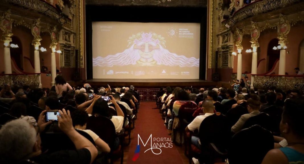 Nesta sexta-feira (27), o Festival de Cinema da Amazônia – Olhar do Norte encerra com o longa-metragem “Oeste Outra Vez”, de Érico Rassi, de Goiás. A última sessão acontece às 19h, no Teatro Amazonas (Largo de São Sebastião, no Centro), com entrada gratuita.