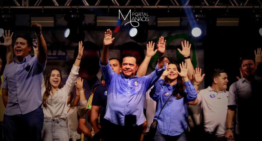 Na noite da última quinta-feira (3), o último comício de Adail Pinheiro, candidato à Prefeito de Coari causou grande movimentação no município. Entre os presentes no evento, estavam a deputada Mayara Pinheiro, e o atual prefeito de Coari, Keitton Pinheiro. Além de candidatos a vereador que fazem parte dos arcos que apoiam a nova candidatura de Adail.