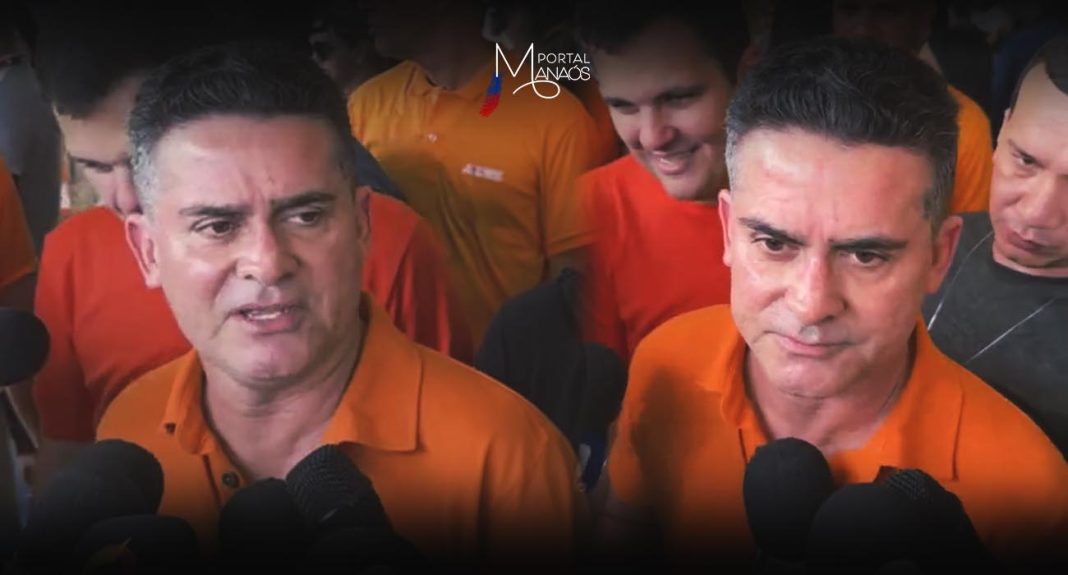 O atual prefeito de Manaus, David Almeida, compareceu à sua seção eleitoral na manhã deste domingo (6) para registrar seu voto na Escola Estadual Lucena Bittencourt, localizada no bairro Morro da Liberdade, na zona sul da cidade.