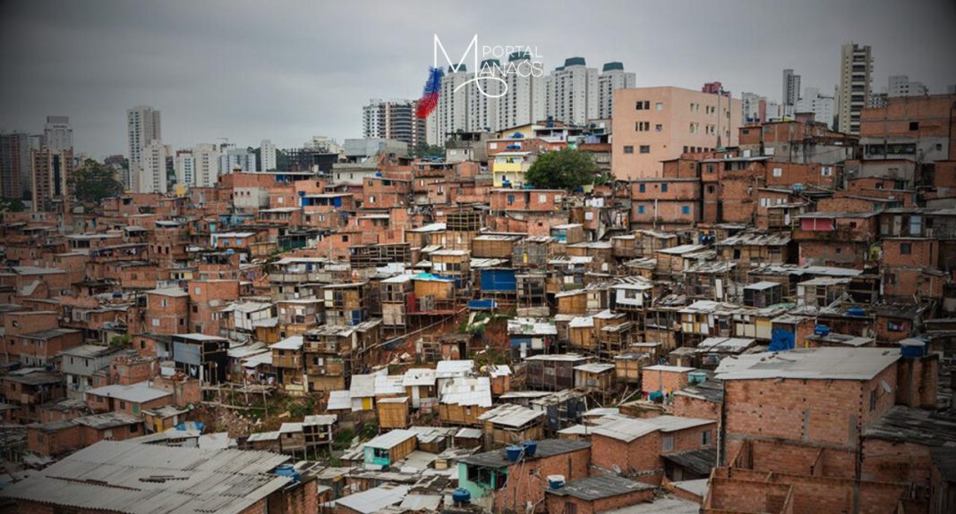 O IBGE (Instituto Brasileiro de Geografia e Estatística), divulgou nesta sexta-feira (8), Um novo levantamento de Favelas e Comunidades Urbanas do País, baseado no Censo Demográfico de 2022.