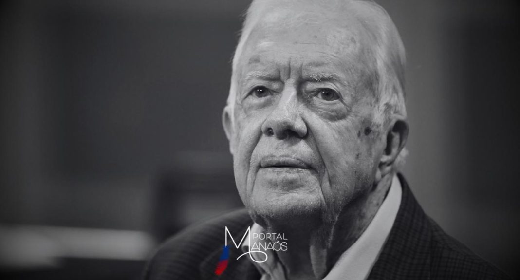 Faleceu, no último domingo (29), o 39° presidente dos Estados Unidos, James Earl “Jimmy” Carter Junior. A informação foi divulgada inicialmente pelo jornal Washington Post. Aos 100 anos, o democrata recebia cuidados paliativos em sua casa, em Plains, na Geórgia, desde fevereiro de 2023.