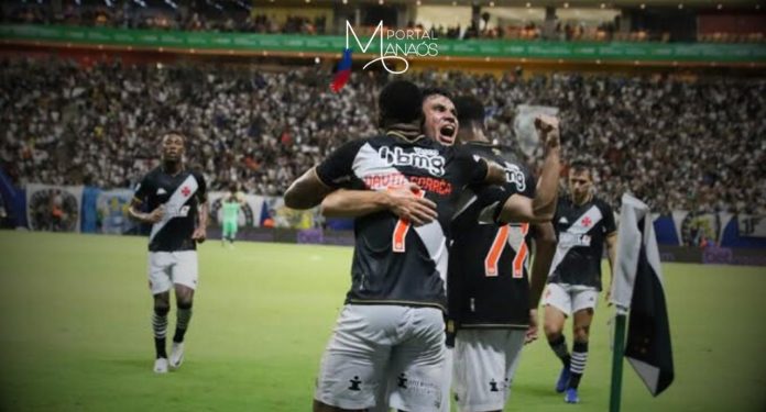 Chegou a hora de os torcedores do Vasco em Manaus matarem a saudade da equipe do coração. O time carioca volta à capital amazonense no dia 22 de janeiro para encarar o Madureira em partida válida pela 4° rodada do campeonato estadual, na Arena da Amazônia. As vendas dos ingressos iniciam na terça-feira (7).