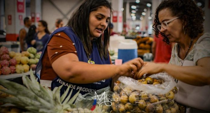 A Agência de Desenvolvimento Sustentável do Amazonas (ADS) encerrará, nesta sexta-feira (10), o recadastramento de feirantes e artesãos que participam das Feiras de Produtos Regionais em Manaus. A atualização cadastral pode ser realizada na sede da ADS, das 8h às 14h. A lista de documentos necessários está disponível no site www.ads.am.gov.br.