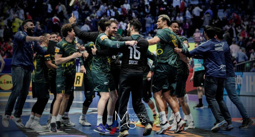 O Brasil fez uma estreia de gala no Campeonato Mundial de Handebol Masculino ao superar a anfitriã Noruega, por 29 a 26, na Unity Arena, em Oslo, na última quarta-feira (15). A seleção, comandada pelo técnico Marcus Tatá, saiu atrás no placar, mas buscou a recuperação ainda no primeiro tempo contra o vice-campeões mundiais de 2017 e 2019. O Mundial ocorre ainda em outros dois países-sedes: Croácia e Dinamarca.