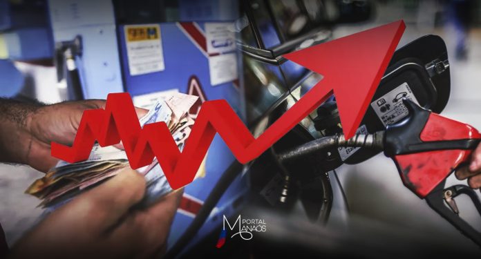 Apesar do alto valor do litro de combustível atualmente, duas pesquisas apontam para um novo ciclo de aumentos de preço em todo o país. Conforme o levantamento realizado pela Agência Nacional do Petróleo, Gás Natural e Biocombustíveis (ANP) referente à última semana do ano, de 22 a 28 de dezembro, mostra que em relação a 2023 o etanol hidratado subiu 20,4% e a gasolina 10,2%.