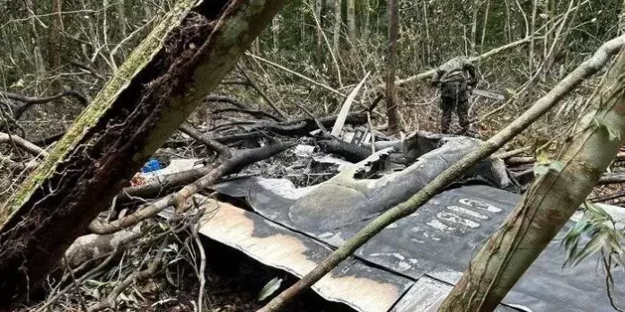 Avi-o-que-transportava-drogas-e-abatido-pela-FAB