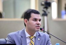 Saullo Vianna viabiliza R$ 17 milhões para aeroporto e porto de Parintins