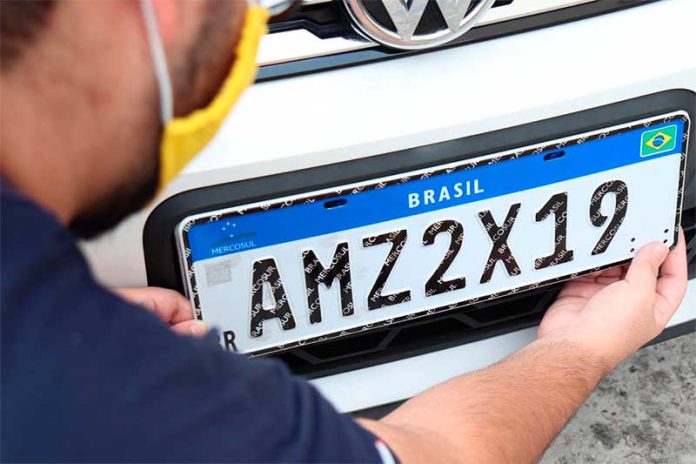 DETRAN-placa-do-Amazonas-no-modelo-Mercosul
