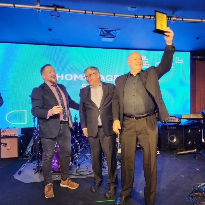 SaveClip.App_470351137_1135059418355214_7809699818920604763_n