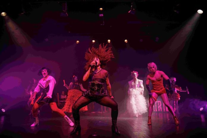 Cultura_Mostra-de-Teatro-_Sebastiao_foto_Vitor-Dias-1024x683