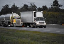 Diesel caro coloca Brasil sob risco de nova paralisação de caminhoneiros