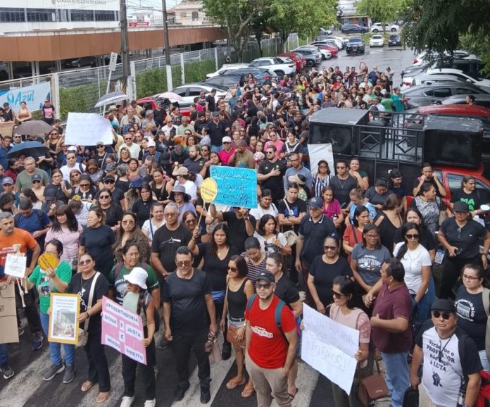 Professores voltam a protestar contra Reforma da Previdência de David Almeida e tentam barrar segunda votação (2)