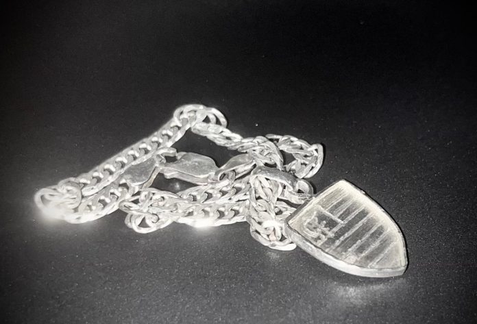 Medalha de prata do Flamengo - Arquivo Oficina de Joalheria Castelinho de Ouro