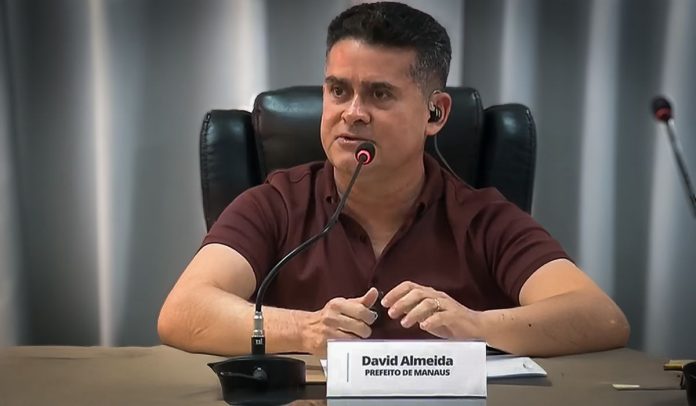 David-Almeida-para-Omar-Aziz